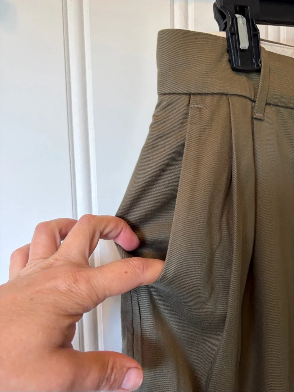 NWT AE77 Premium Pleated Trouser Pant Olive Size 4 Regular - Picture 5 of 16